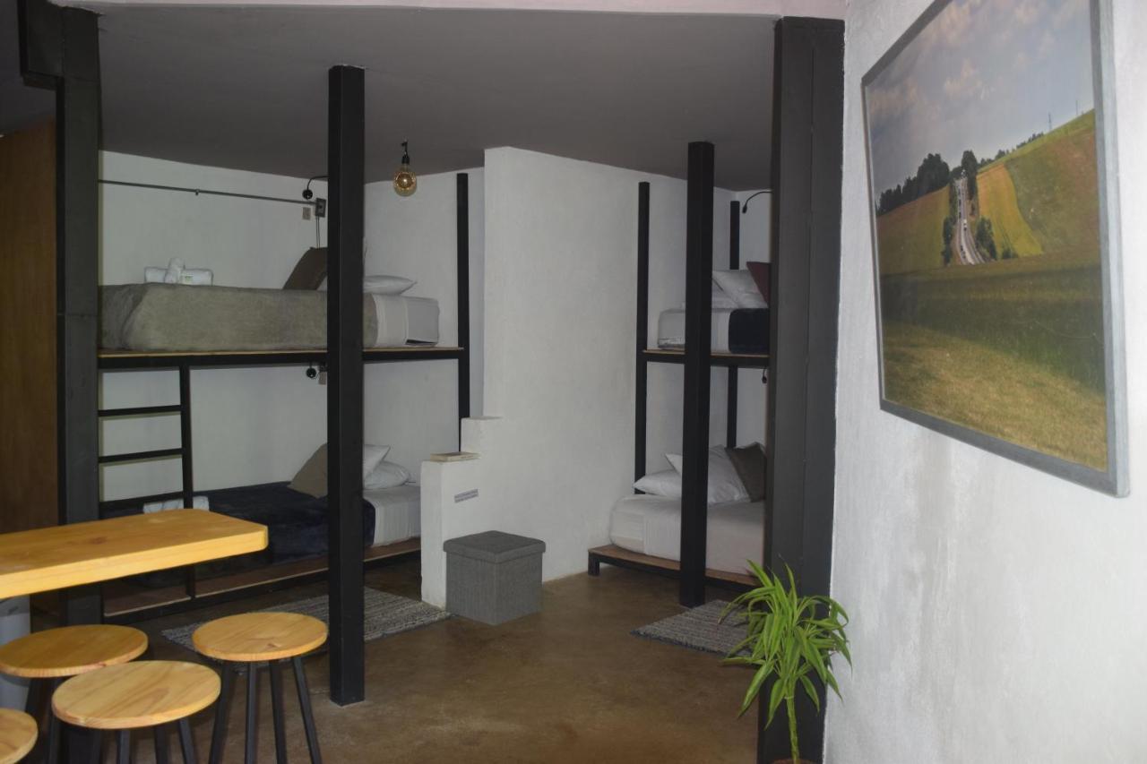 Outbox Inn モンテベルデ エクステリア 写真